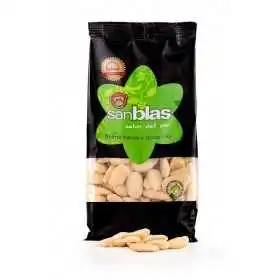 MANDELN, DIE ÜBERSCHWEMMUNGEN AUF NATIONALER EBENE ABWEHRTEN